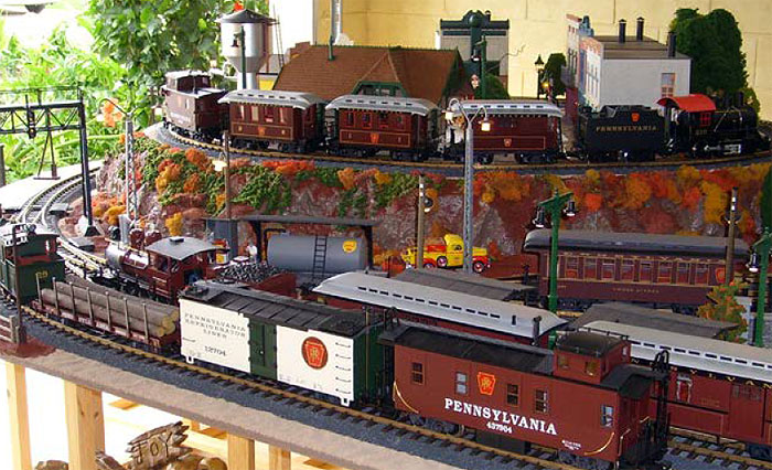 G-scale Pennsy layout